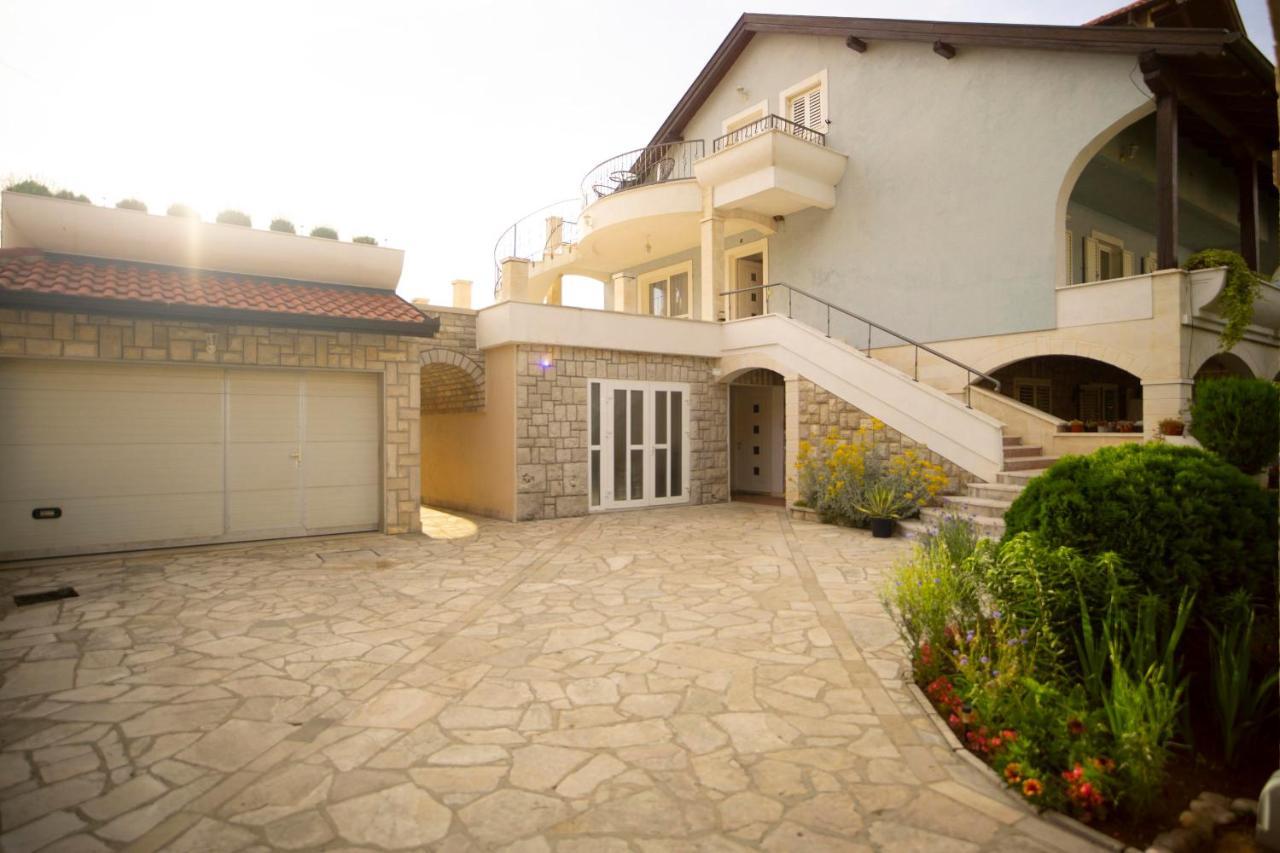 Apartman Kovac Apartment Требине Екстериор снимка