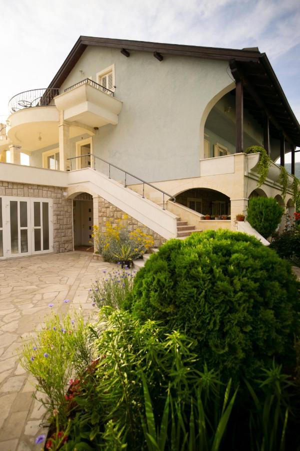 Apartman Kovac Apartment Требине Екстериор снимка